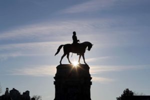Robert E. Lee statue Virginia