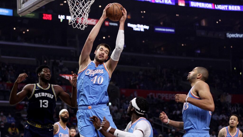 Clippers vs. Nuggets Free NBA Picks and Odds Analysis