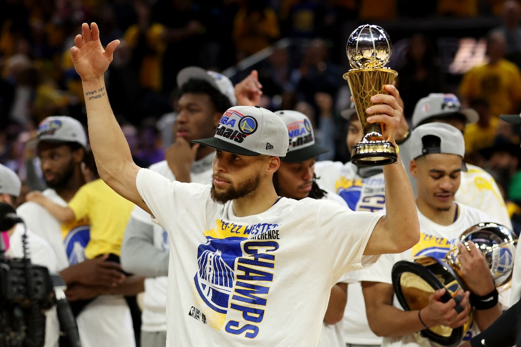 stephen-curry-golden-state-warriors-western-conference-champions-nba-basketball.jpg