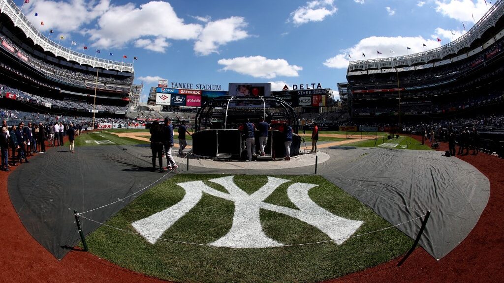 yankee-stadium-new-york-city-aspect-ratio-16-9