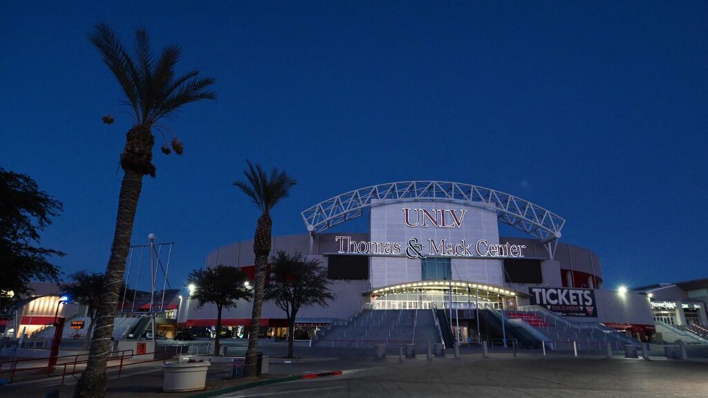 unlv-thomas-mack-center-las-vegas-nevada-aspect-ratio-16-9