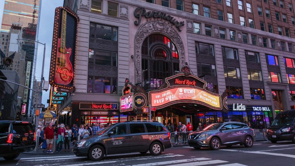 hard-rock-cafe-new-york-city-aspect-ratio-16-9