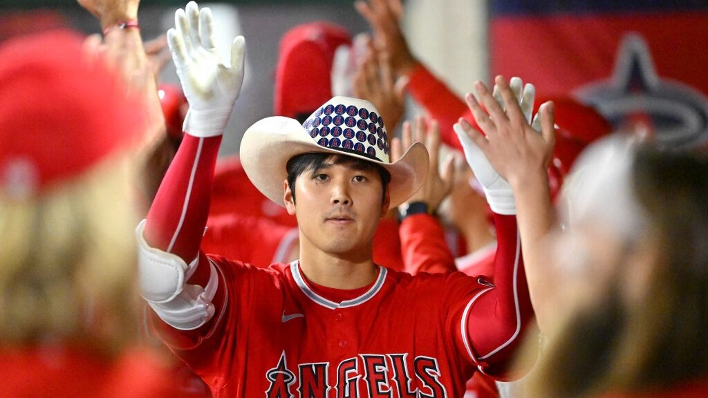 shohei-ohtani-mlb-pitcher-los-angeles-angels-aspect-ratio-16-9