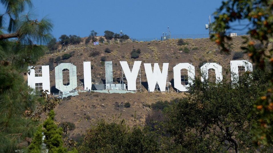 hollywood-sign-landscape-aspect-ratio-16-9