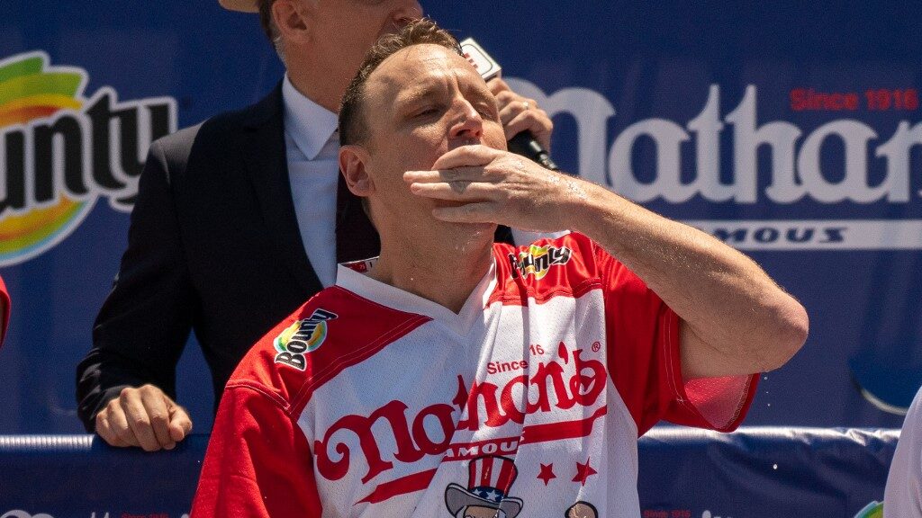 joey-chestnut-nathans-famous-4th-of-july-international-hot-dog-eating-contest-aspect-ratio-16-9
