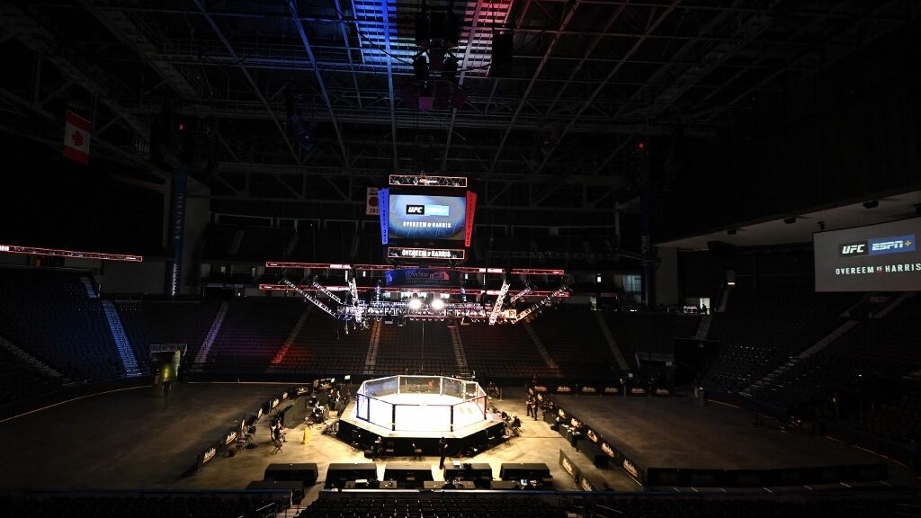 detailed-view-of-octagon-ufc-fight-night-aspect-ratio-16-9