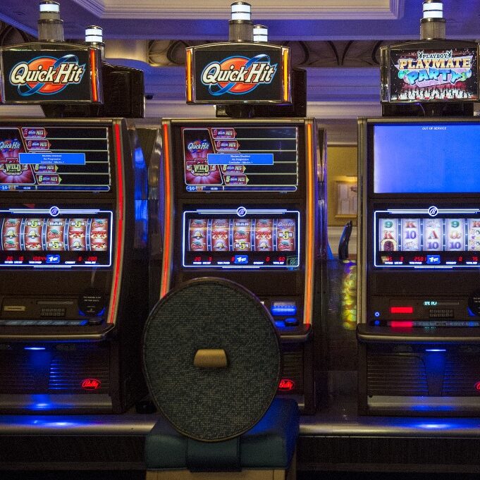 new-york-casino-slot-machines-gambling-aspect-ratio-1-1
