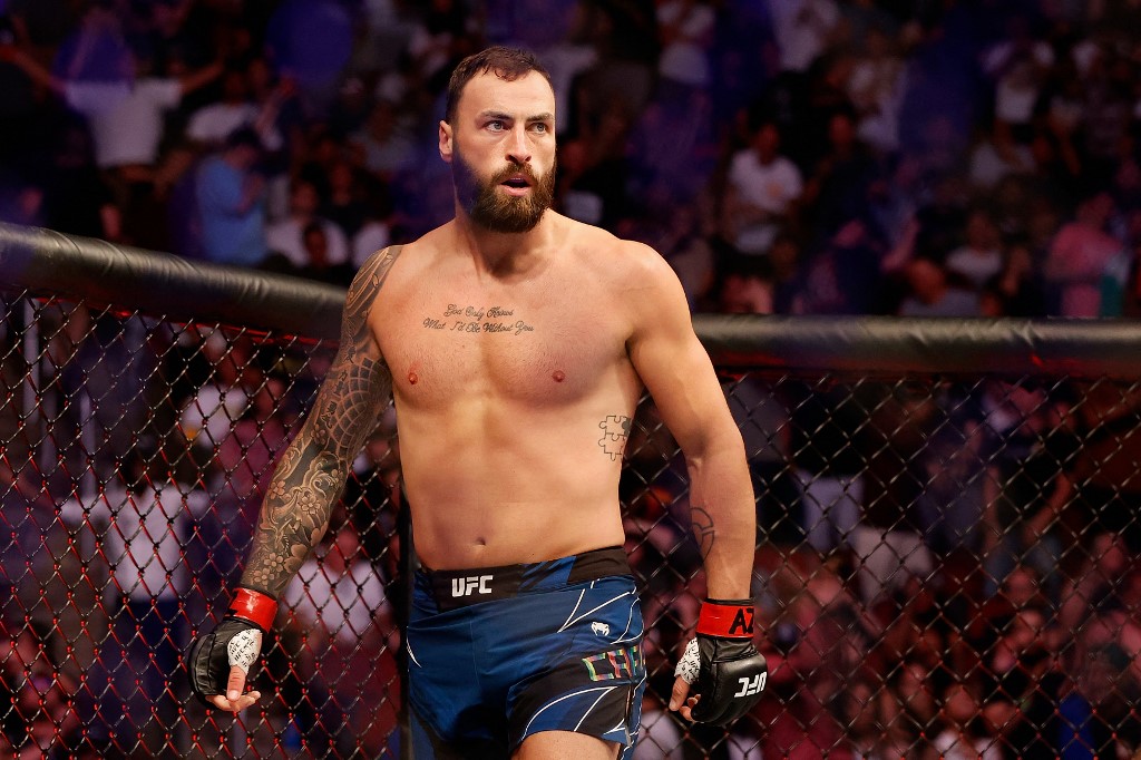 Paul Craig UFC 263 light heavyweight match