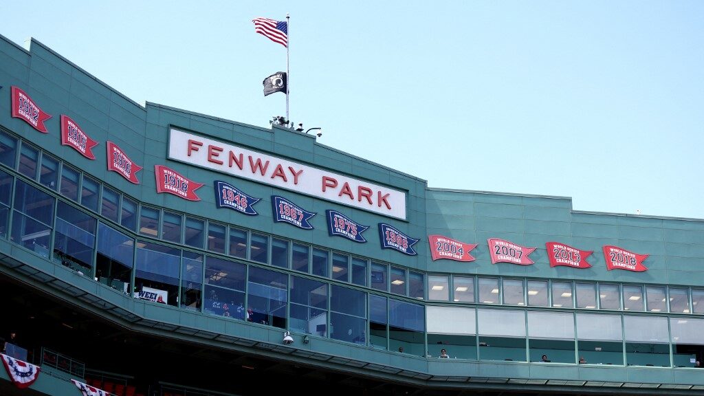 fenway-park-red-sox-boston-massachusetts-aspect-ratio-16-9