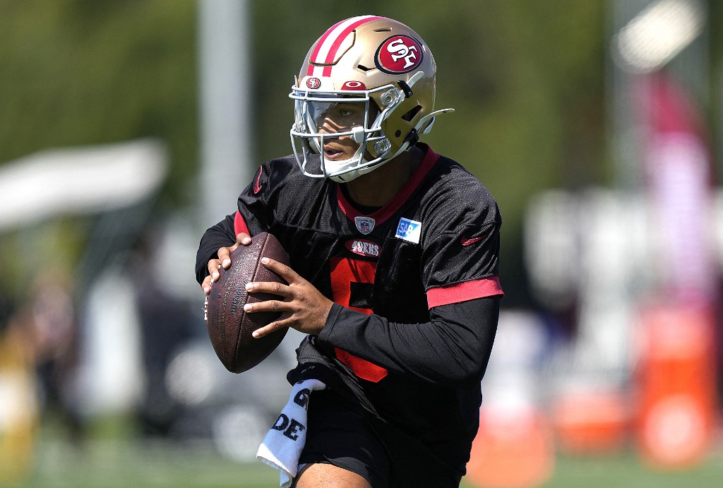 San Francisco 49ers 2022 NFL Season Betting Preview (Trey Lance Era Has  Begun)