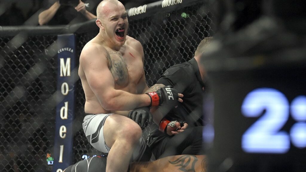 UFC Vegas 59: Santos vs. Hill Best Bets