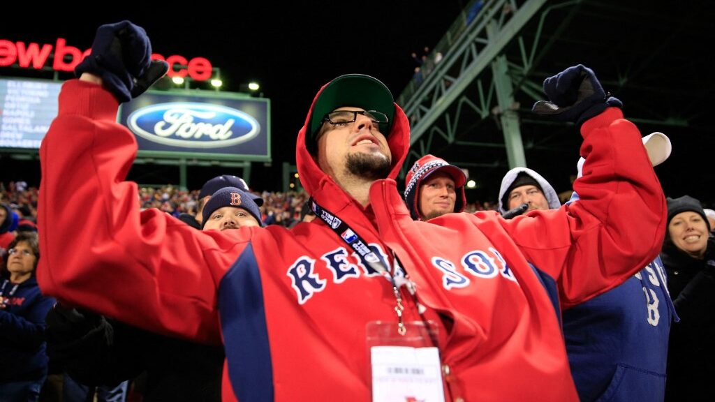 boston-red-sox-fan-reacts-celebrating-aspect-ratio-16-9