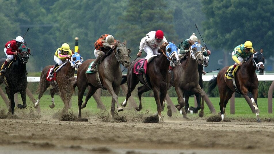 saratoga-race-track-horse-racing-new-york-aspect-ratio-16-9