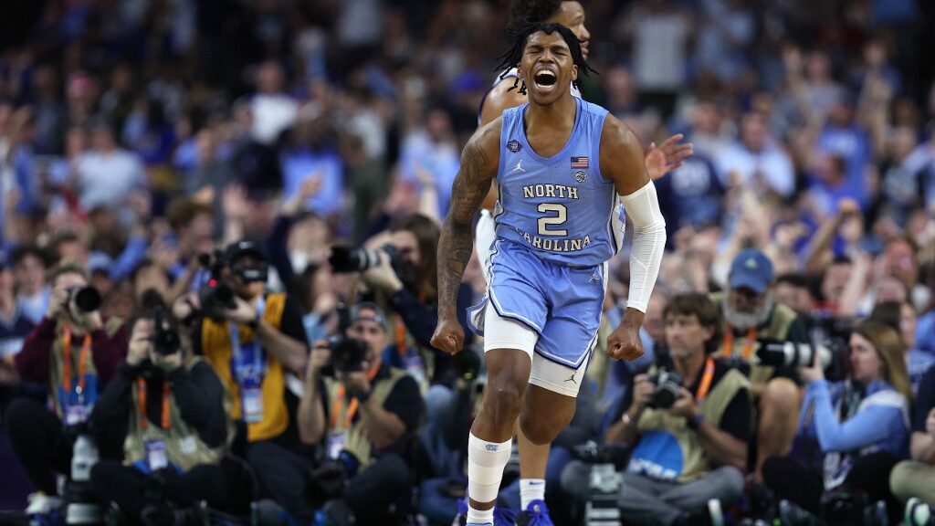 caleb-love-north-carolina-tar-heels-ncaab-aspect-ratio-16-9