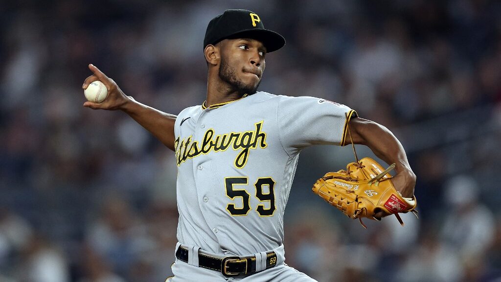 roansy-contreras-pittsburgh-pirates-new-york-yankees-aspect-ratio-16-9