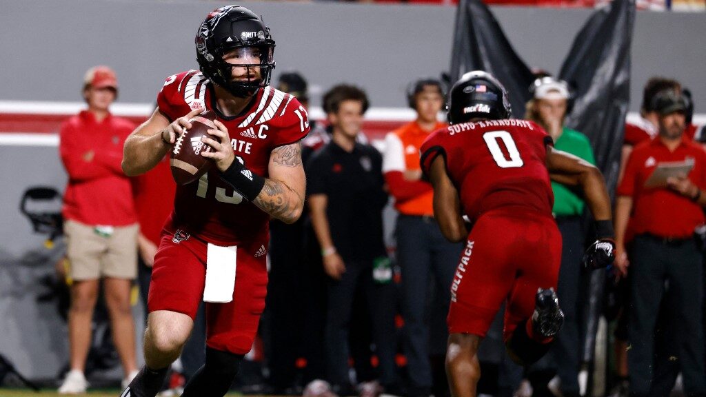 devin-leary-north-carolina-state-wolfpack-connecticut-huskies-aspect-ratio-16-9