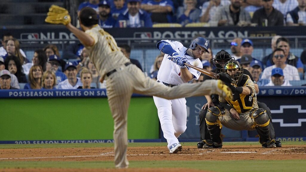 max-muncy-los-angeles-dodgers-san-diego-padres-aspect-ratio-16-9