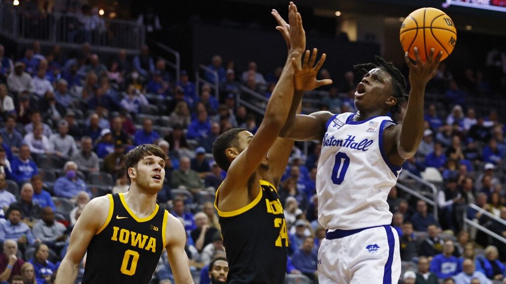 ESPN and Phil Knight Events Picks for Friday: Will Seton Hall Outshoot Oklahoma in Tonight’s Primetime Matchup?