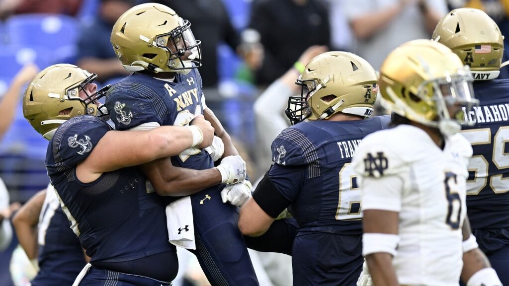 Keys for Navy to Beat Army: Midshipmen Aim to Upset Black Knights’ Bowl Plans