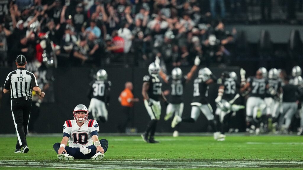 mac-jones-new-england-patriots-las-vegas-raiders-aspect-ratio-16-9