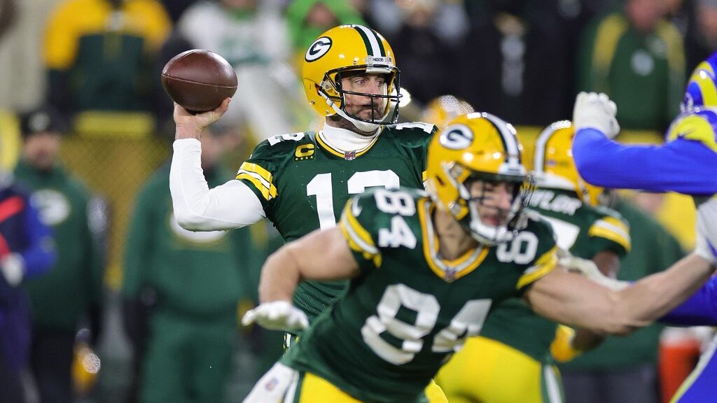 Week 16 NFL Player Props for Sunday: Will Aaron Rodgers Go Down Swinging?