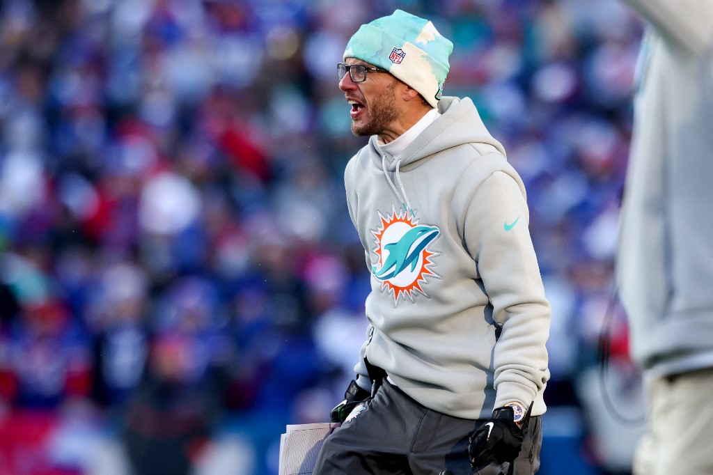 Mike McDaniel Miami Dolphins Buffalo Bills