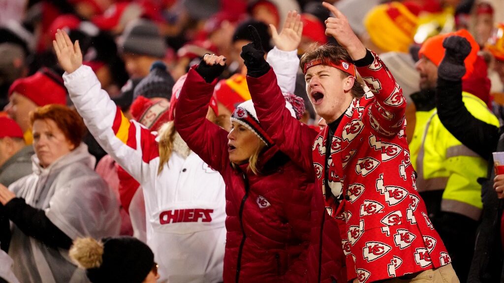 kansas-city-chiefs-fans-arrowhead-stadium-aspect-ratio-16-9