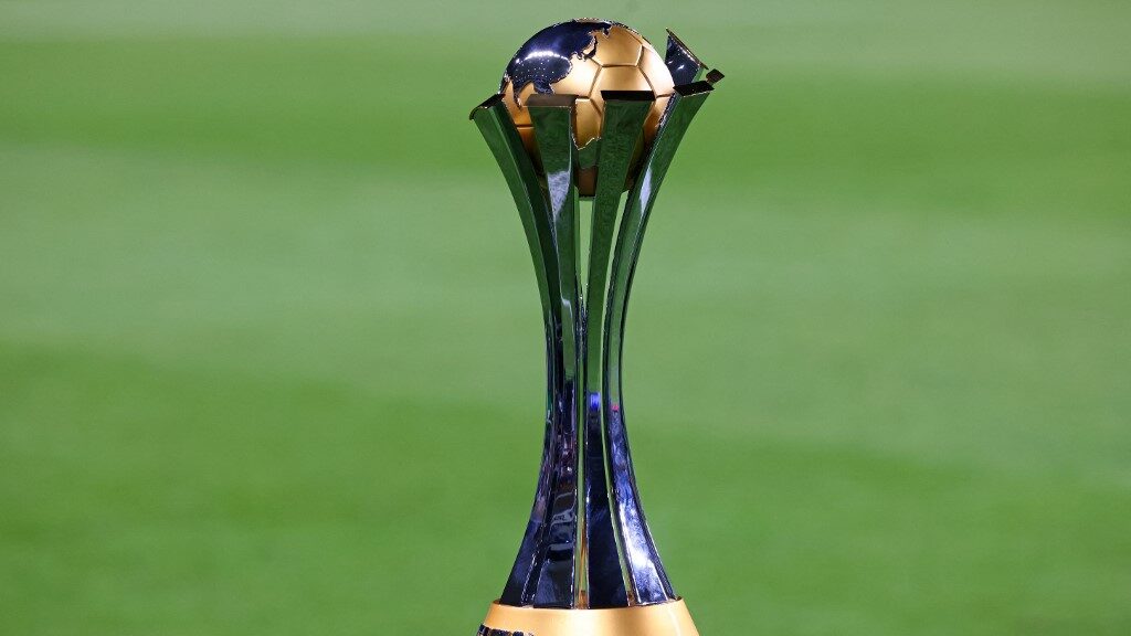 2021-fifa-club-world-cup-trophy-soccer-aspect-ratio-16-9