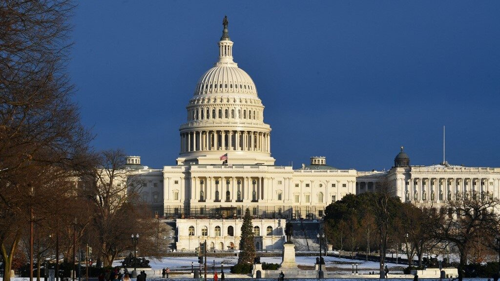 us-capitol-general-view-washington-dc-aspect-ratio-16-9