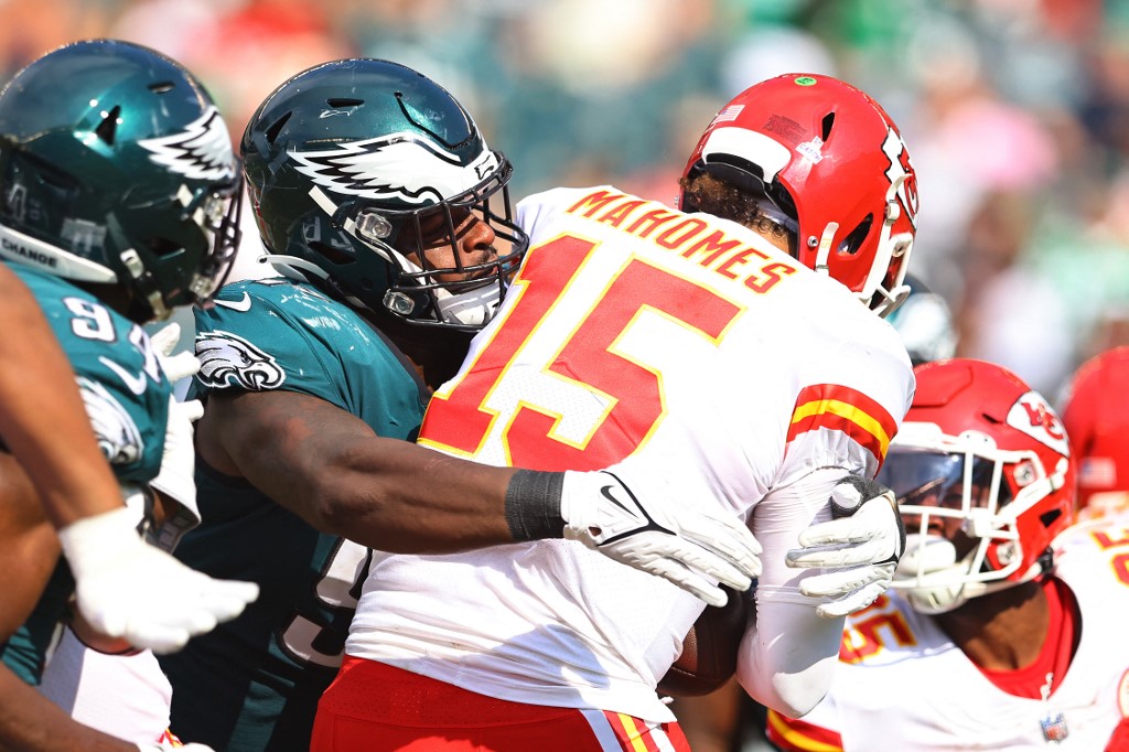 Patrick Mahomes Javon Hargrave NFL players