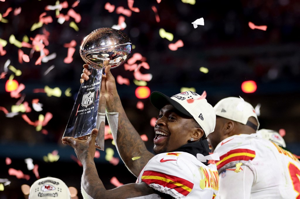 Jerick Mckinnon Kansas City Chiefs Celebrates Superbowl