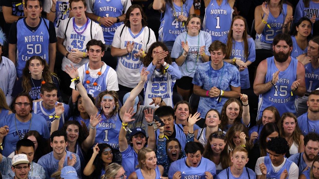 north-carolina-tar-heels-fans-kansas-jayhawks-aspect-ratio-16-9