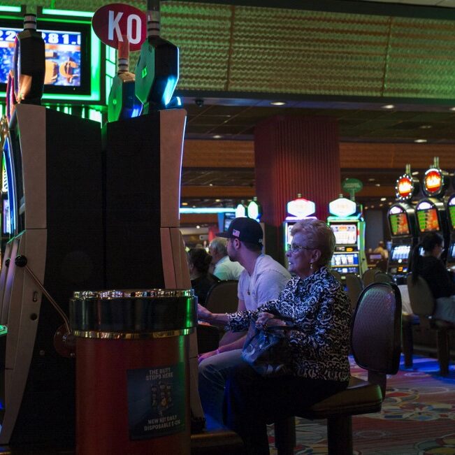casino-gambling-slot-machines-aspect-ratio-1-1
