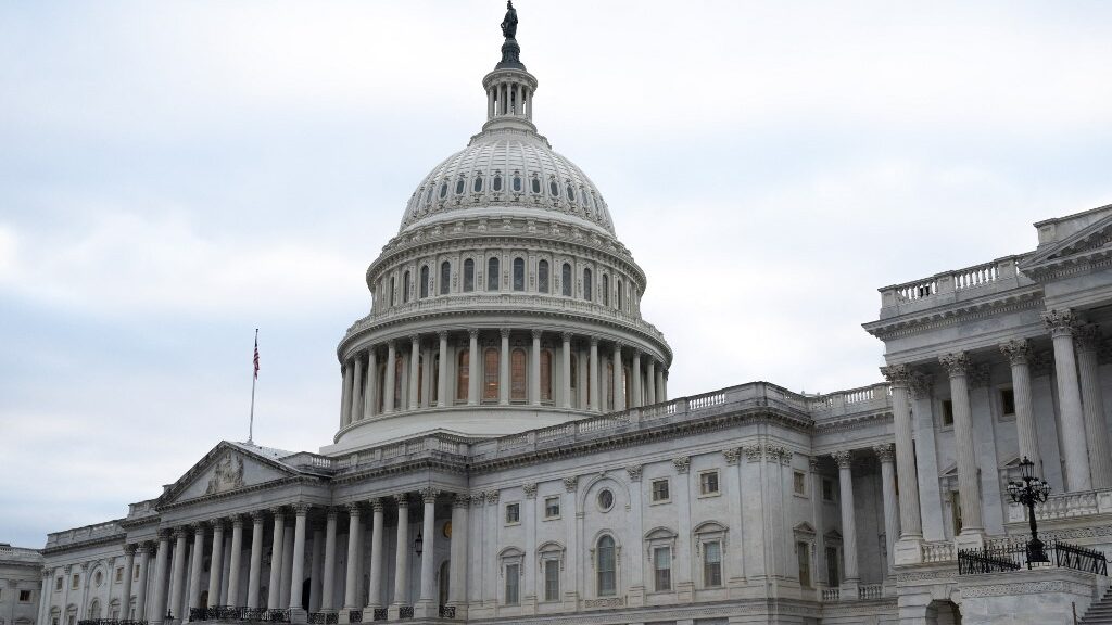 united-states-capitol-view-washington-dc-aspect-ratio-16-9