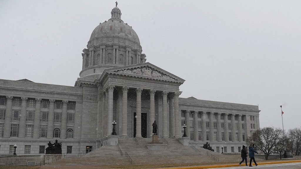 missouri-state-capitol-building-jefferson-city-aspect-ratio-16-9