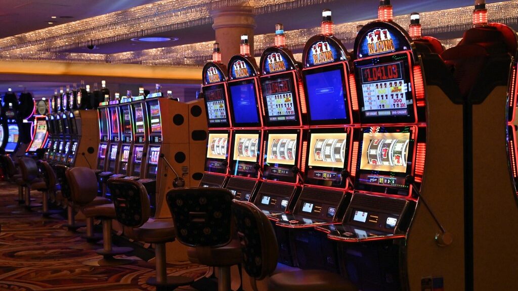 How Many Slot Machines In Bally's Las Vegas