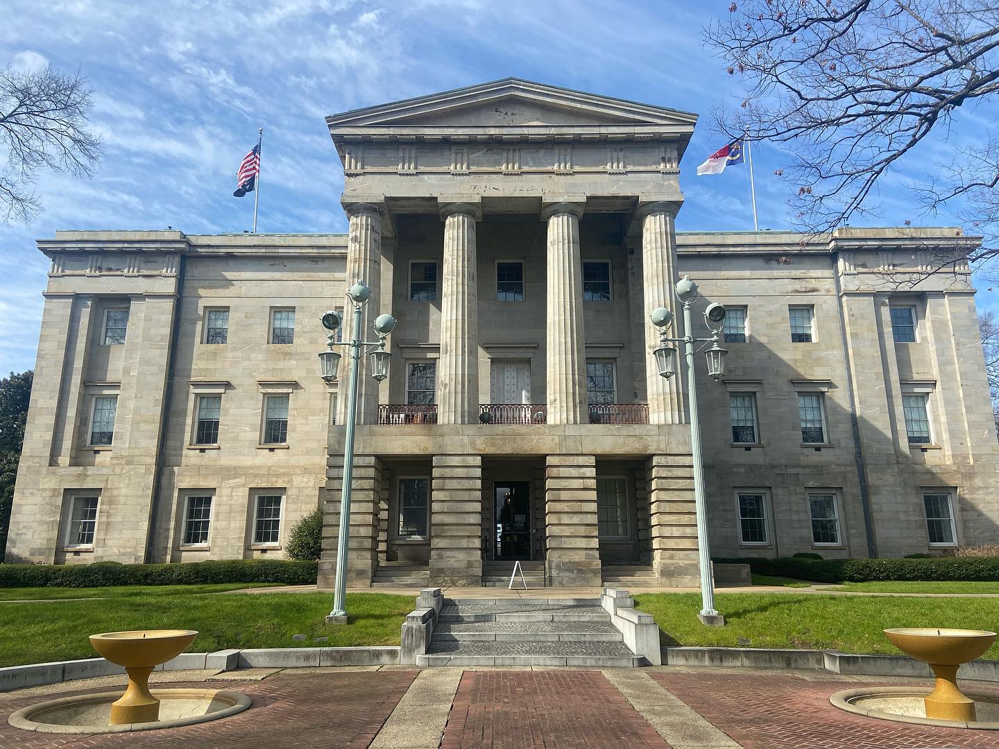 North Carolina Lawmakers Weigh Pros and Cons of Casino Expansion