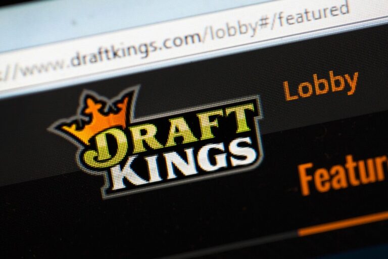 Fantasy sports and sports betting website DraftKings.