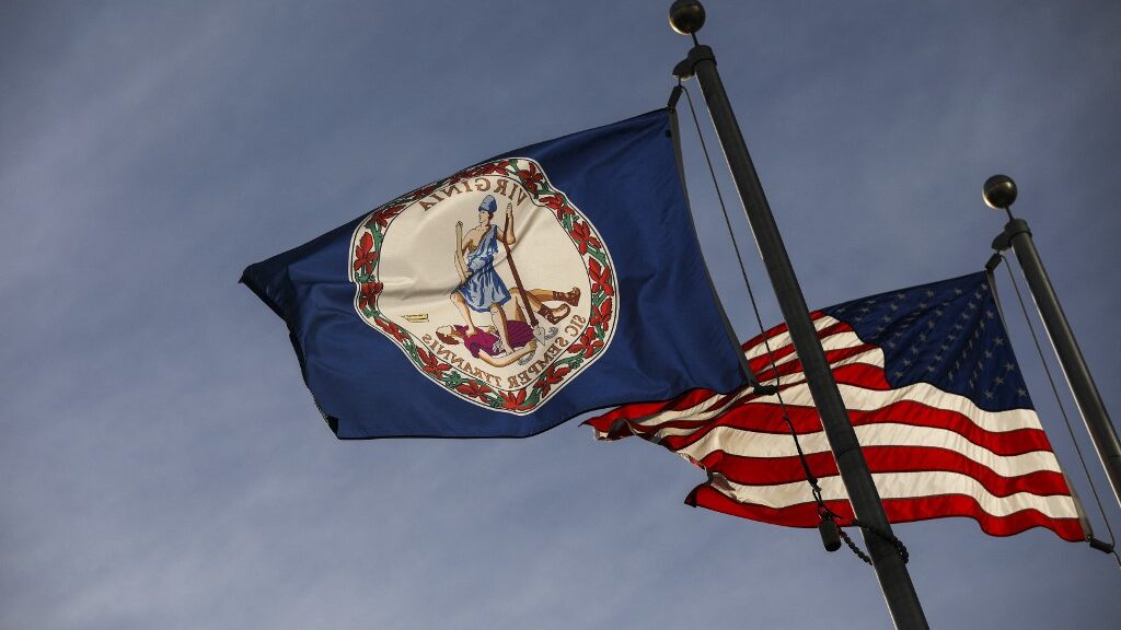 virginia-state-flag-and-us-flag-aspect-ratio-16-9