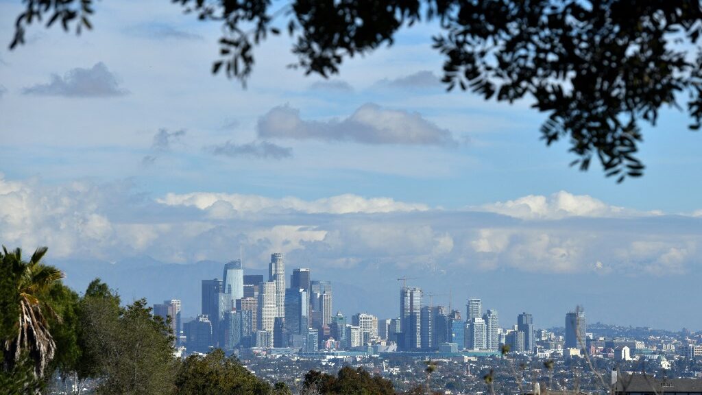 downtown-los-angeles-skyline-new-years-eve-aspect-ratio-16-9