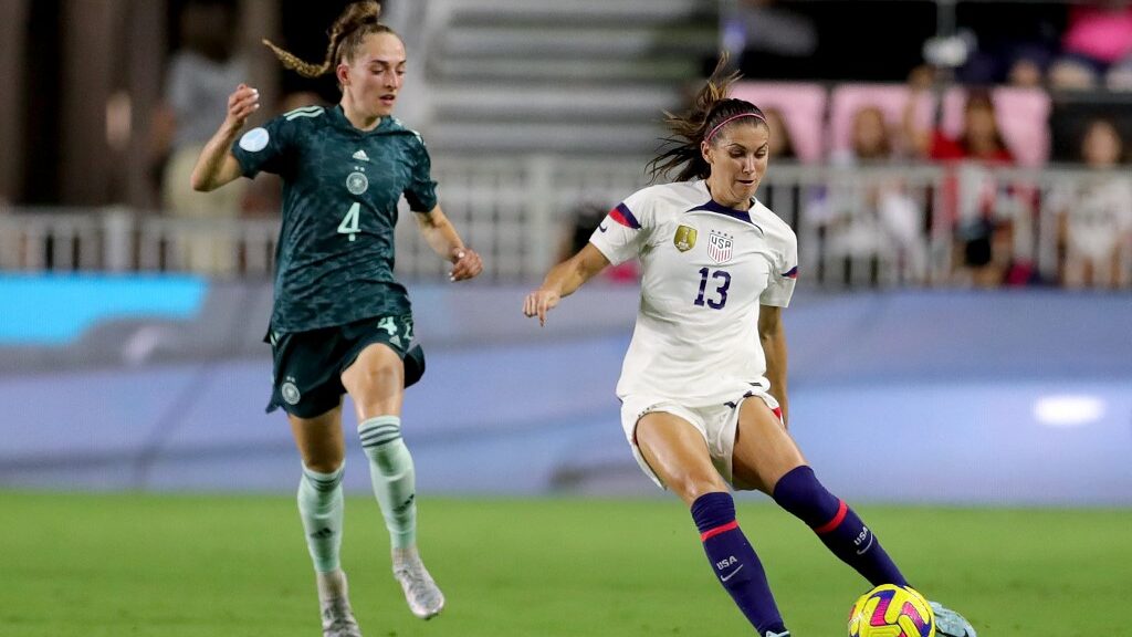 alex-morgan-united-states-sophia-kleinherne-germany-aspect-ratio-16-9