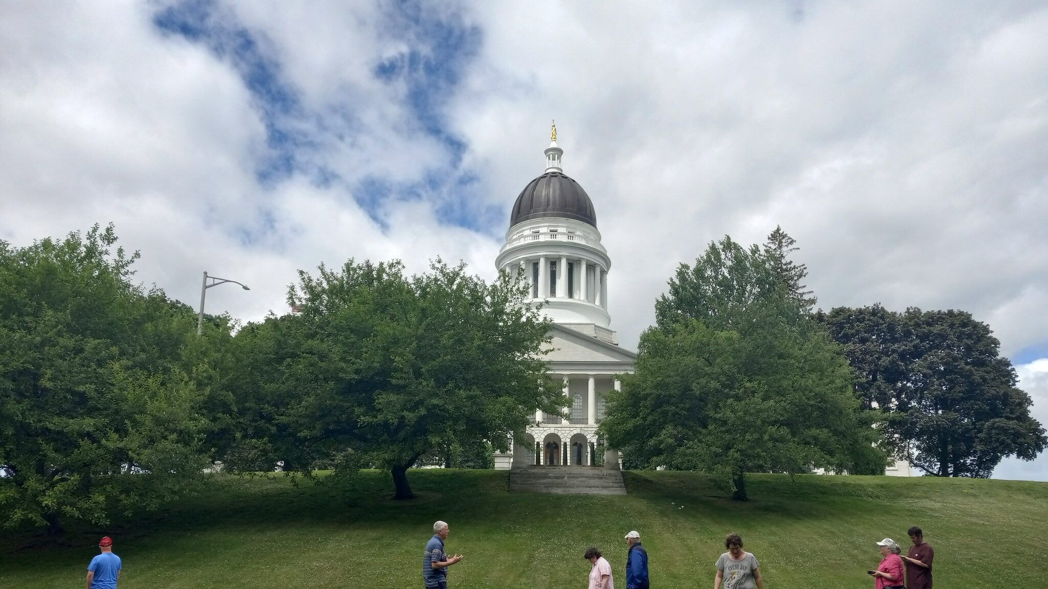 augusta-capitol-park-in-maine-aspect-ratio-16-9