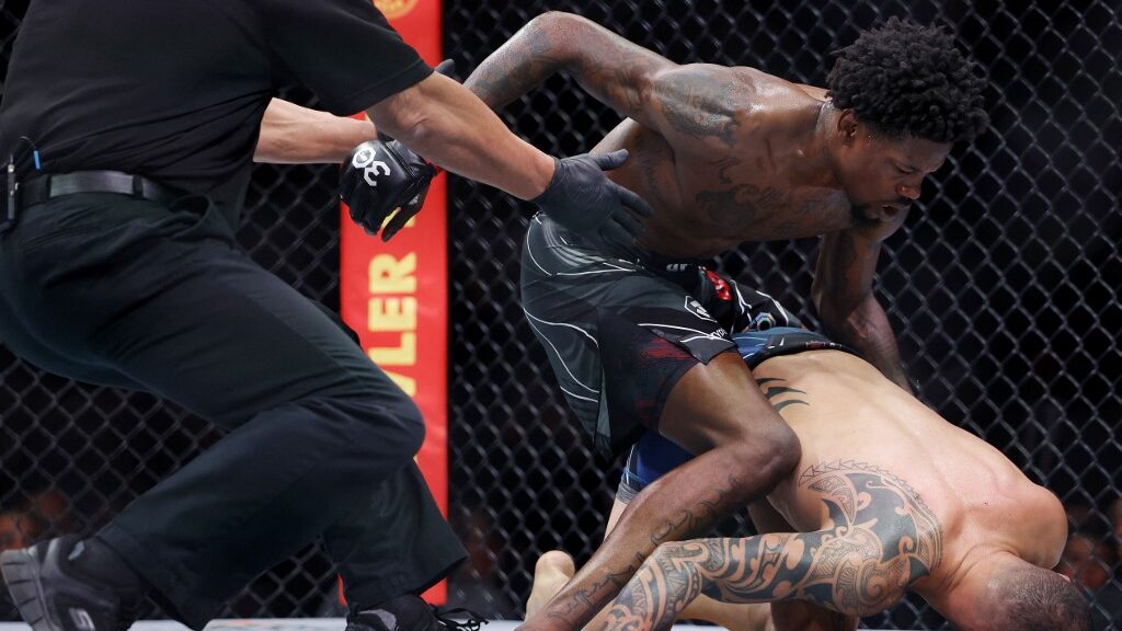kevin-holland-santiago-ponzinibbio-ufc-287-aspect-ratio-16-9