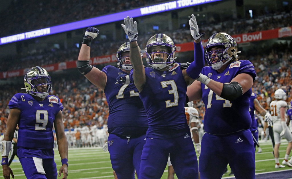 Taj Davis Washington Huskies NCAAF player