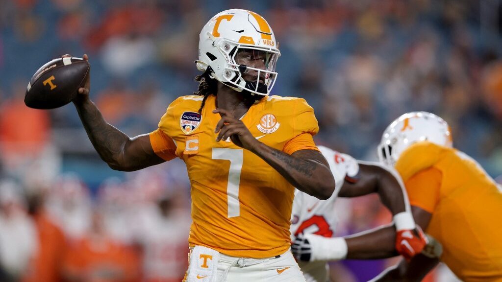 Joe-Milton-III-7-of-the-Tennessee-Volunteers-throws-a-pass-against-the-Clemson-Tigers-aspect-ratio-16-9