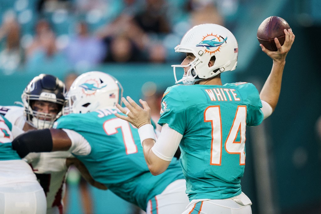 Undrafted rookie Kader Kohou receives performance-based pay for helping the  Miami Dolphins overcome injuries in the secondary