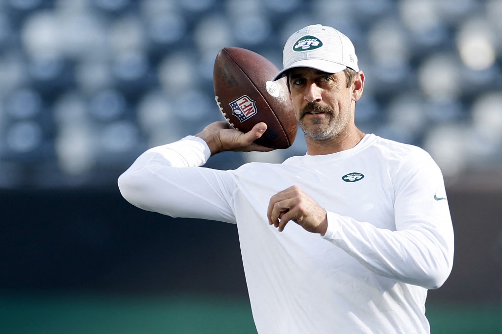 Jets odds, predictions 2023: Why Aaron Rodgers, New York will win Super  Bowl 58