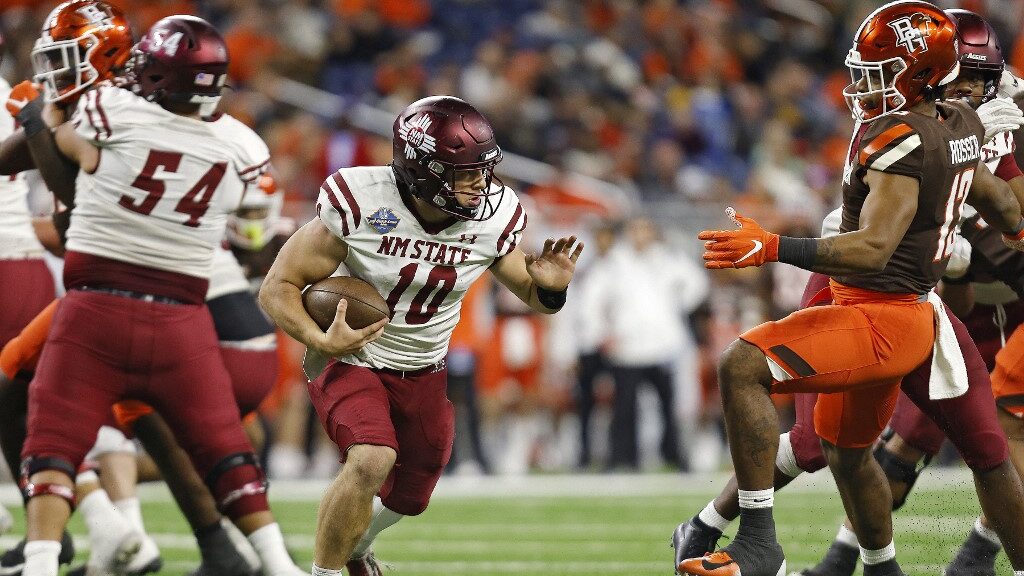 diego-pavia-new-mexico-state-aggies-bowling-green-aspect-ratio-16-9