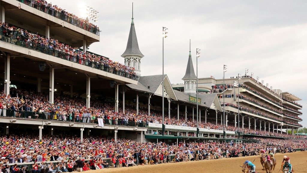kentucky-derby-churchill-downs-general-view-aspect-ratio-16-9