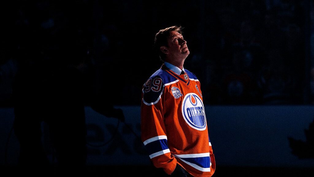 wayne-gretzky-edmonton-oilers-vancouver-canucks-aspect-ratio-16-9